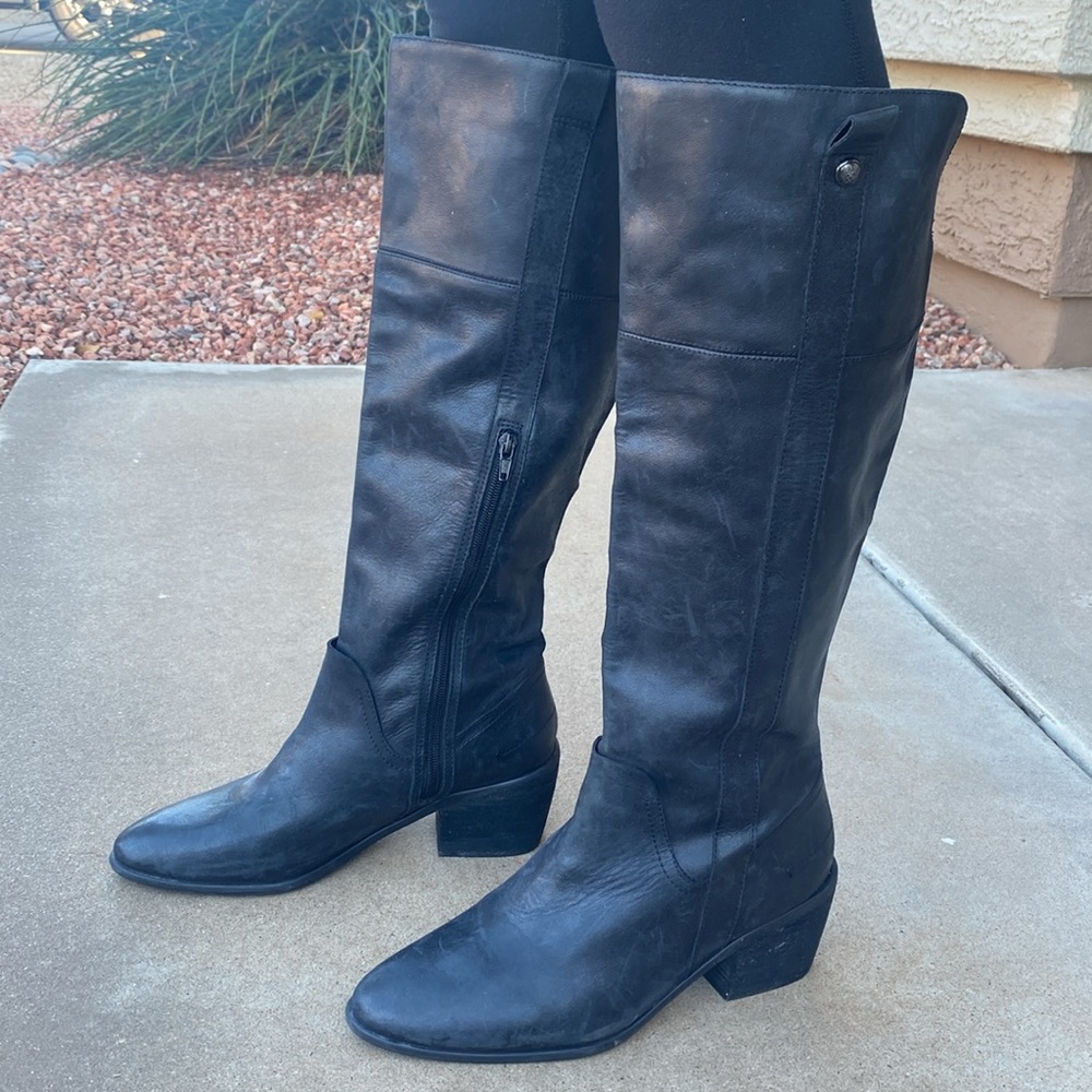 Vince Camuto distressed black leather boots - Picture 2 of 5